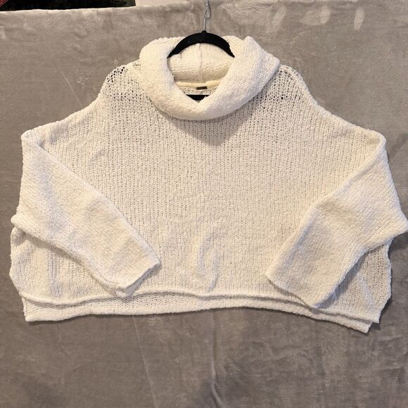 Free People BFF Oversized Cropped Ivory Womens Size M Chunky Cowl Neck Sweater - Picture 3 of 10